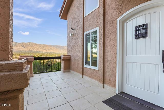 Detail Gallery Image 7 of 68 For 920 Glen Oaks Bld, Pasadena,  CA 91105 - 3 Beds | 3/1 Baths