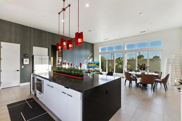 885 Fountain Drive, Palm Springs CA: https://media.crmls.org/mediaz/ba1d8a28-ad4c-4c4a-8e7c-877ae7df603a.jpg