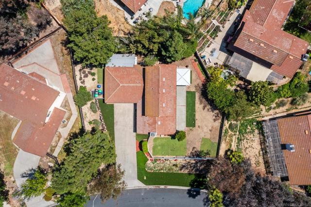 30625 Mira Loma Dr, Temecula CA: https://media.crmls.org/mediaz/ba1dc234-1bd6-49ae-bdae-68bb628e00f9.jpg