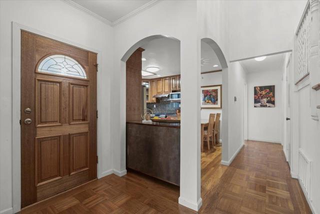 33 Escondido Avenue, San Francisco CA: https://media.crmls.org/mediaz/ba1dd8c9-b328-41c8-9375-4e48dda765d2.jpg