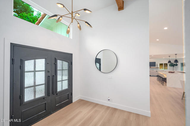 674 Lautrec Court, Thousand Oaks CA: https://media.crmls.org/mediaz/ba1eea72-dbbd-4fda-b34c-9cbbc376411d.jpg