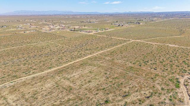 0 Marrakesh AVE, Phelan CA: https://media.crmls.org/mediaz/ba1fc66e-29d5-4ff3-b95c-18438f4d3745.jpg