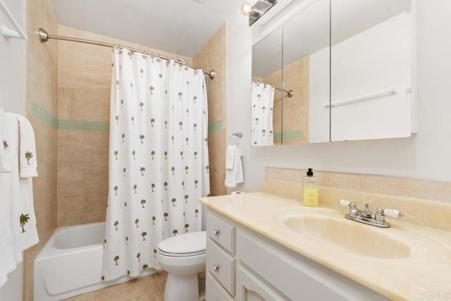 Detail Gallery Image 25 of 60 For 757 Ocean Surf Dr, Solana Beach,  CA 92075 - 3 Beds | 2/1 Baths