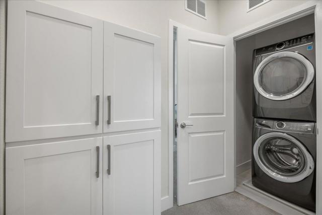 29333 Hub Court, Hayward CA: https://media.crmls.org/mediaz/ba23d466-5261-4187-8c4c-97afe162f2d1.jpg