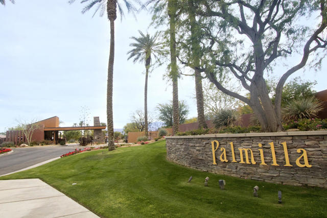 50135 Camino Privado, La Quinta CA: https://media.crmls.org/mediaz/ba2498fa-5fd8-45eb-a13f-ad537d4ce7a4.jpg