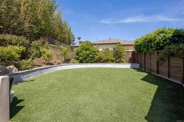 744 Adelaide Circle, Encinitas CA: https://media.crmls.org/mediaz/ba269fbe-b843-4011-bf91-7a034bbe6014.jpg