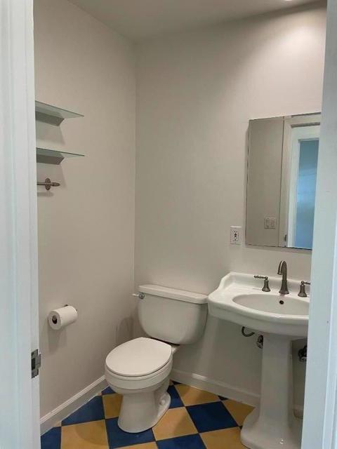 1908 Menalto Avenue, Menlo Park CA: https://media.crmls.org/mediaz/ba270431-0588-46b9-8566-182ac64a6576.jpg