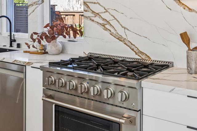683 Vanessa Drive, San Mateo CA: https://media.crmls.org/mediaz/ba272170-f456-4333-ab61-94f1ee725b01.jpg