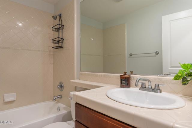 Detail Gallery Image 8 of 34 For 4545 via Del Sol, Camarillo,  CA 93012 - 3 Beds | 3/1 Baths