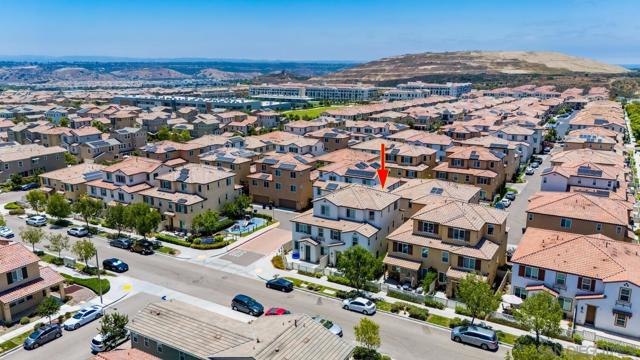 1718 Santa Ivy Ave, Chula Vista CA: https://media.crmls.org/mediaz/ba28ef2c-7fb2-4633-bd66-e35d967d6ae0.jpg