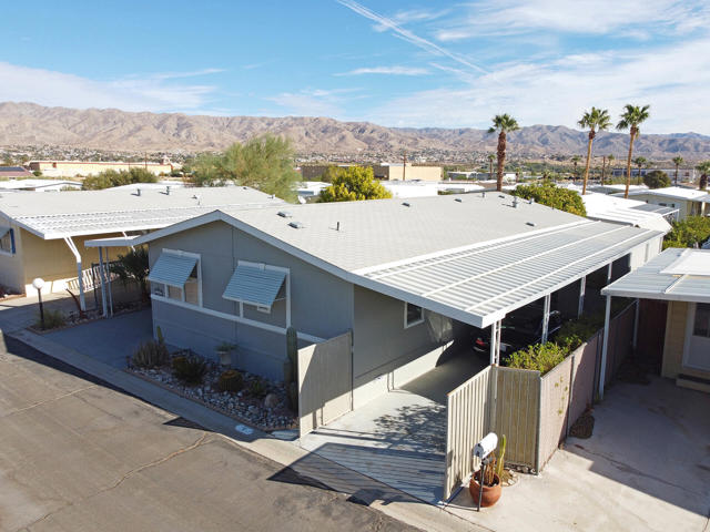 Image 43 of 48 For 14777 Palm Drive  8