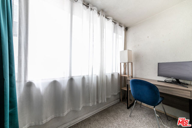 2 Bed Home for Sale in Valley Village, California