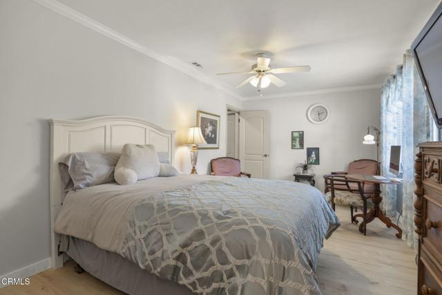 122 Taft Avenue, Ventura CA: https://media.crmls.org/mediaz/ba2ae5d0-e3a9-4055-b8bb-ed9e19e63ddd.jpg