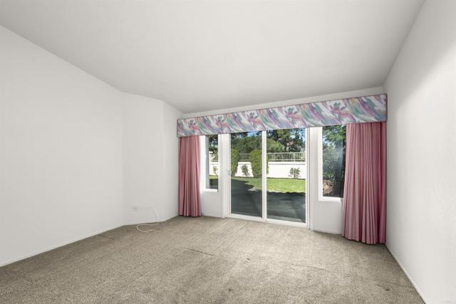 2505 LA COSTA AVE, Chula Vista CA: https://media.crmls.org/mediaz/ba2d3926-720a-4aa2-92ac-bc569906938d.jpg