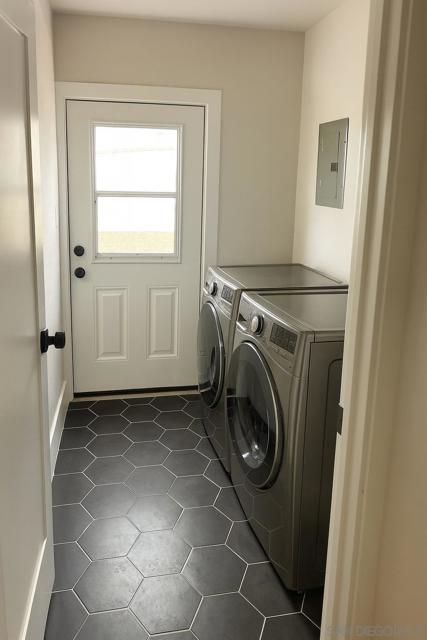 Virtual staging laundry