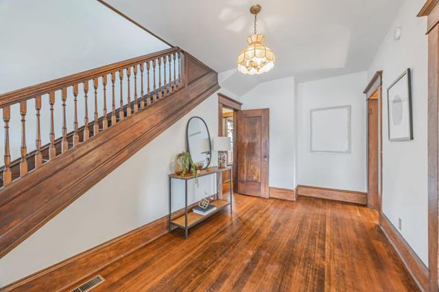 333 Waverley Street, Palo Alto CA: https://media.crmls.org/mediaz/ba2d5774-40f3-4af0-9f0d-92a8dd581d20.jpg