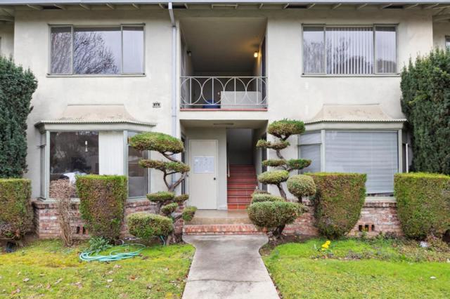 15 Kent Place, Menlo Park CA: https://media.crmls.org/mediaz/ba2d7100-641a-4a7d-95cc-a5c3351b8b8a.jpg