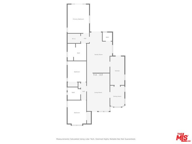 5324 Irvine Avenue, Valley Village CA: https://media.crmls.org/mediaz/ba2df369-bc89-4f20-87f8-2450a2188ec8.jpg