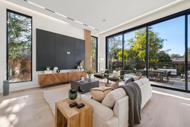 14695 Horseshoe Drive, Saratoga CA: https://media.crmls.org/mediaz/ba2ea30a-e723-45bb-a23d-bb88f1729e59.jpg