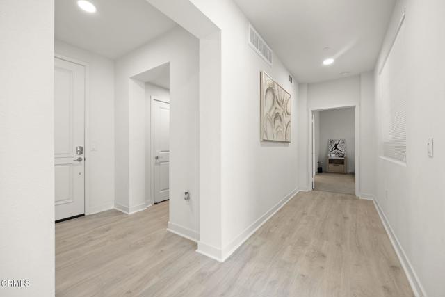 Detail Gallery Image 33 of 50 For 2850 Wagon Wheel Rd #302,  Oxnard,  CA 93036 - 3 Beds | 2/1 Baths