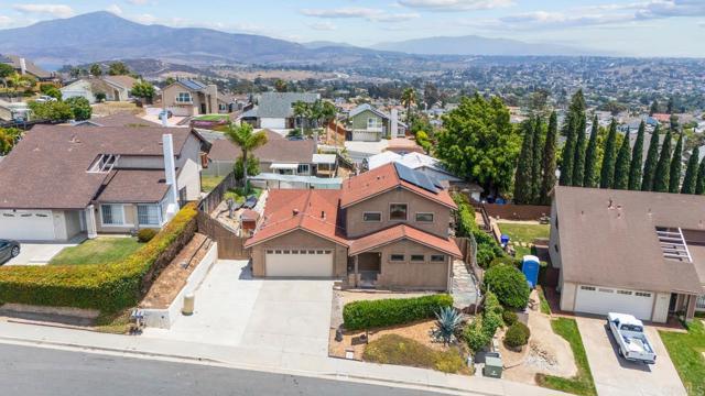 7439 Carrie Ridge Way, San Diego CA: https://media.crmls.org/mediaz/ba2f78b3-1c90-4a5a-9201-24fafa1c00aa.jpg