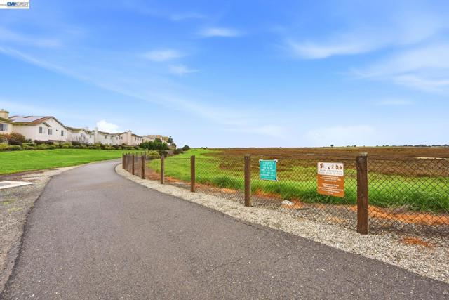 Image 54 of 55 For 15518 Harbor Way