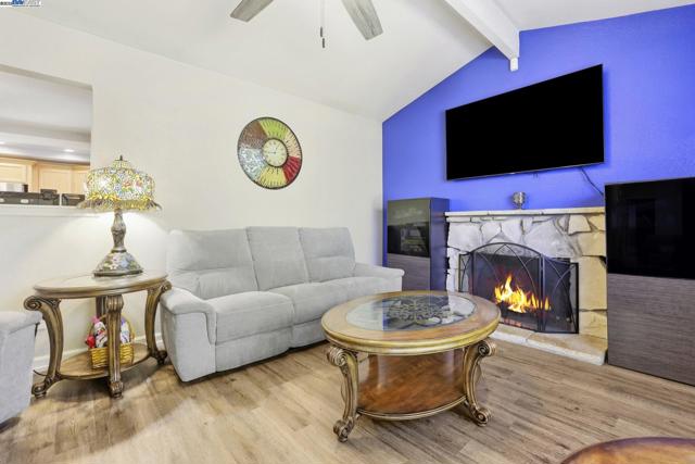 Image 19 of 33 For 9436 Bravo Way