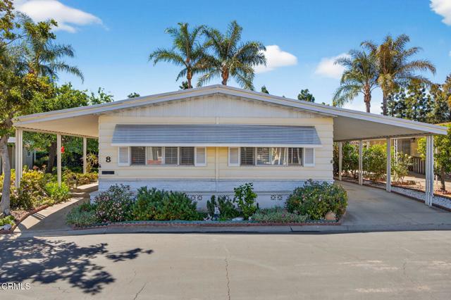 Detail Gallery Image 3 of 43 For 8 Calle Fronte #204,  Camarillo,  CA 93012 - 2 Beds | 2 Baths