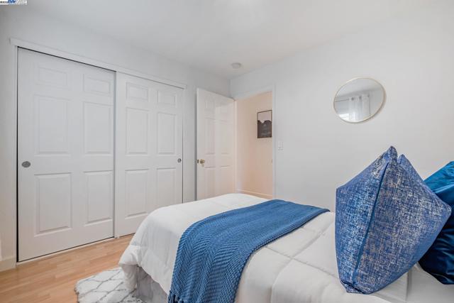 Image 10 of 37 For 2716 Killdeer Ct