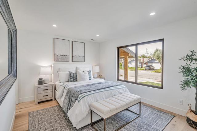 Image 10 of 17 For 734 Knickerbocker Drive
