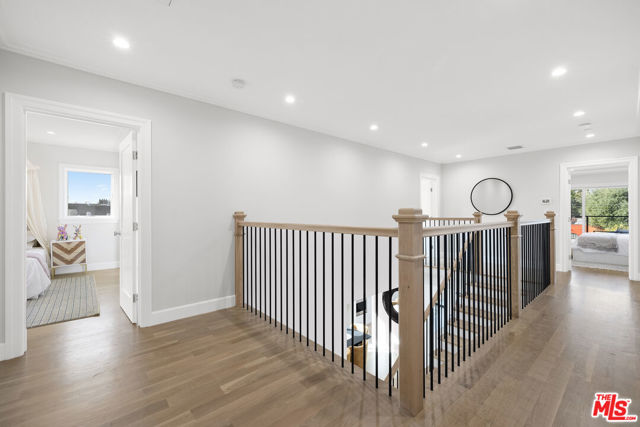 633 N Formosa Avenue, Los Angeles CA: https://media.crmls.org/mediaz/ba31e443-743b-4b1d-a7b3-f013e592f93b.jpg