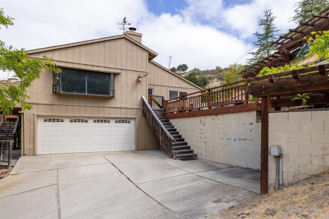 453 Corral De Tierra Road,  CA: https://media.crmls.org/mediaz/ba32c063-e7e1-4079-8683-0f3be198014c.jpg