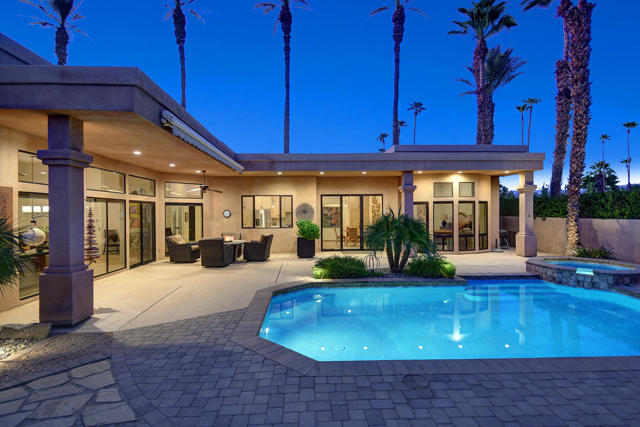 76470 Pala Palms Drive, Indian Wells CA: https://media.crmls.org/mediaz/ba32ca9a-fefe-404c-8aed-2fe776705735.jpg