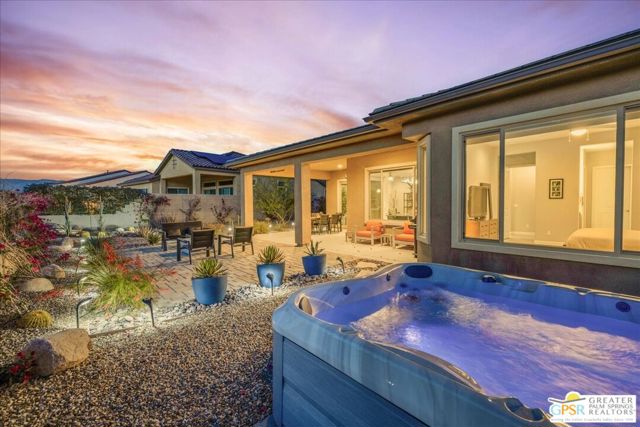 105 Prosecco, Rancho Mirage CA: https://media.crmls.org/mediaz/ba34b8bb-ac3b-4008-b05e-6760e77c1647.jpg