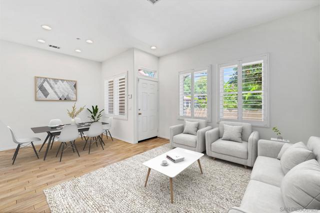 6342 Citracado Cir, Carlsbad CA: https://media.crmls.org/mediaz/ba3544fd-a589-4c67-ae81-1db7ba1ffb5a.jpg