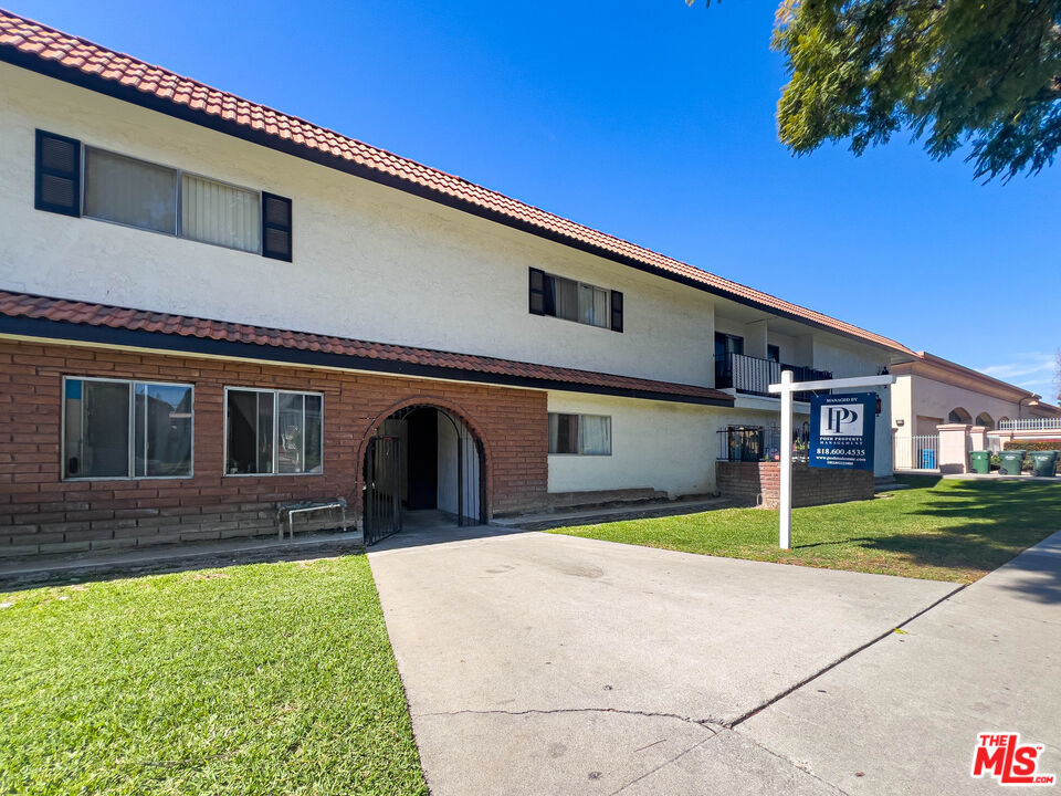 6535 Pickering Avenue #20