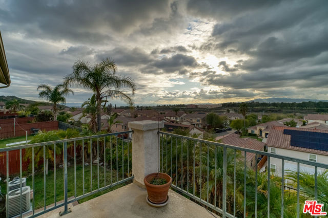 13103 Angeles Trail Way, Sylmar CA: https://media.crmls.org/mediaz/ba3633e1-faac-4666-9e61-4bdb4905b3a6.jpg