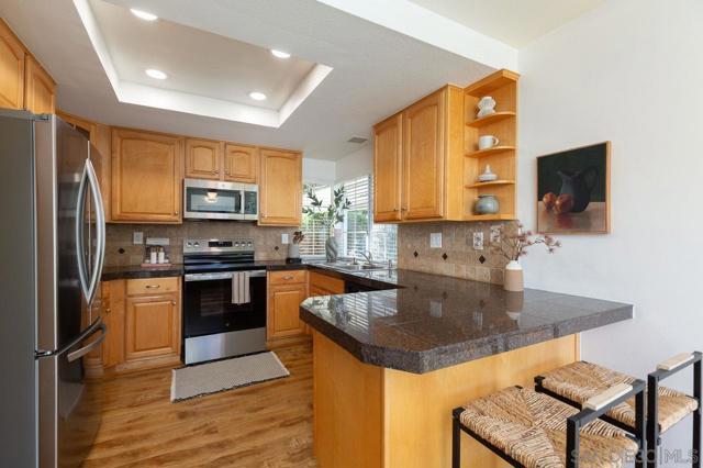 3270 W Fox Run Way, San Diego CA: https://media.crmls.org/mediaz/ba378a99-331d-4ca0-916a-c40bb7511e53.jpg