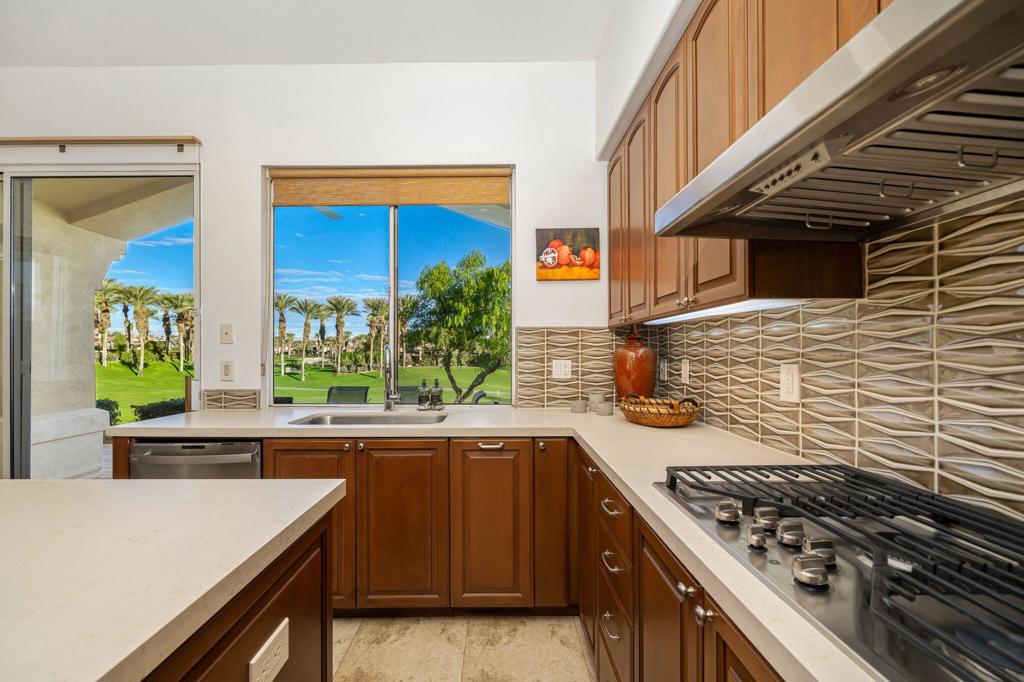 MLS #219136684DA image #4