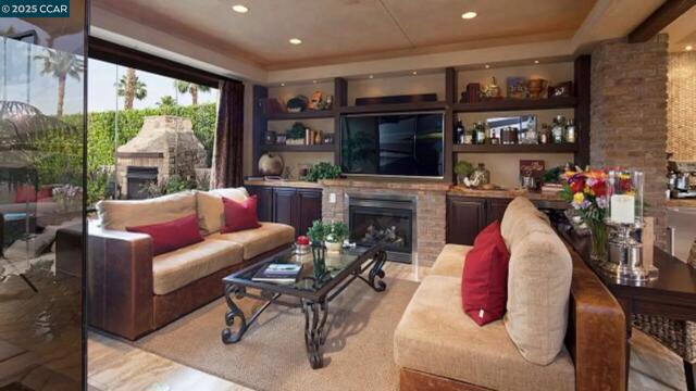 80501 Avenue 48 Lot 262, Indio CA: https://media.crmls.org/mediaz/ba399445-11a6-40fe-9b62-1c0cf27b81cb.jpg