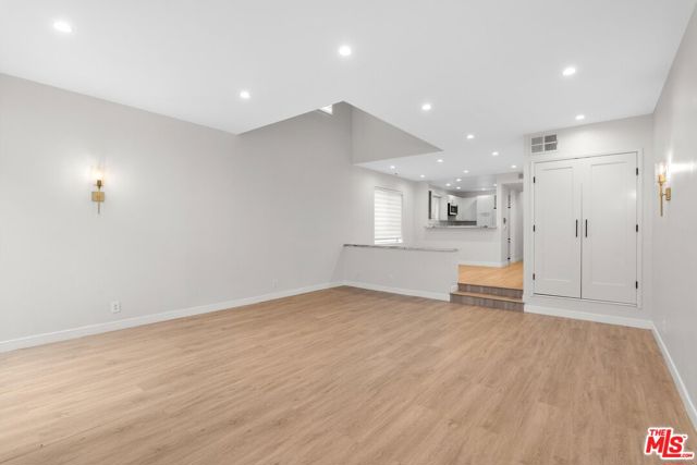 1617 S Beverly Glen Boulevard, Los Angeles CA: https://media.crmls.org/mediaz/ba3aaf72-1e80-49ca-874b-f92317bccacb.jpg