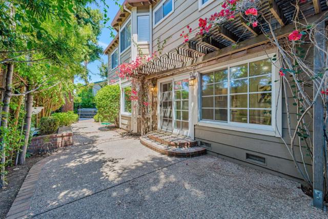 100 Danbury Lane, Redwood City CA: https://media.crmls.org/mediaz/ba3b6570-6092-48f5-82e2-a1dfb0a41a46.jpg