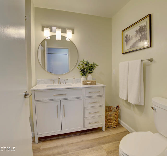 644 Orwell Lane, Ventura CA: https://media.crmls.org/mediaz/ba3bb922-90ae-49ca-8d82-efacf64bbd78.jpg