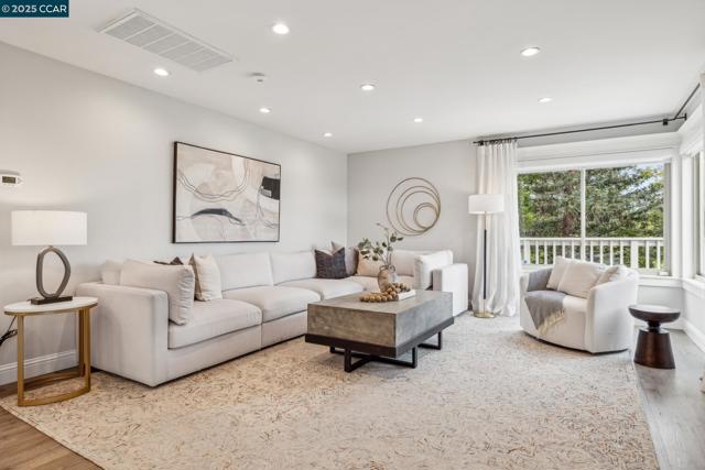 1019 Silverhill Drive, Lafayette CA: https://media.crmls.org/mediaz/ba3c9ae9-b229-4b8e-a132-9f99e7aec7ac.jpg