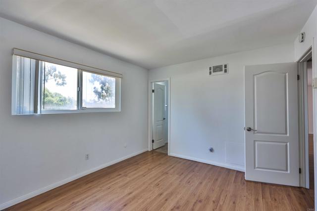 Detail Gallery Image 8 of 14 For 6333 College Grove #12104,  San Diego,  CA 92115 - 3 Beds | 2 Baths