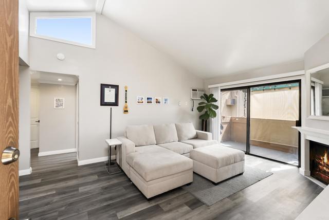 Detail Gallery Image 5 of 23 For 2920 Briarwood Rd #G11,  Bonita,  CA 91902 - 2 Beds | 1 Baths