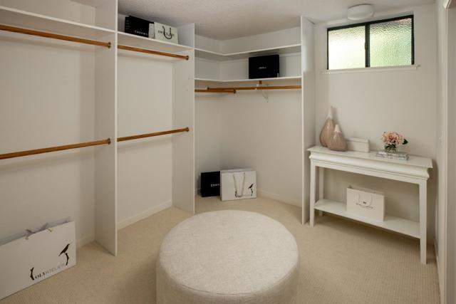 1290 Sharon Park Drive, Menlo Park CA: https://media.crmls.org/mediaz/ba3e0aa3-aa10-43ca-8e46-76e195f476a4.jpg