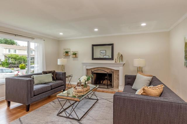 10424 Dempster Avenue, Cupertino CA: https://media.crmls.org/mediaz/ba3e998e-6d76-4e58-85af-fe1cb1750c2c.jpg