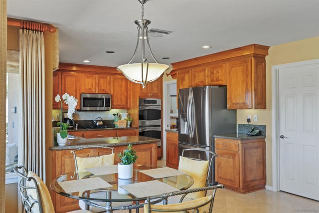 11464 Alborada, San Diego CA: https://media.crmls.org/mediaz/ba3f1a3b-f70a-41a2-8c43-b285e2c80947.jpg