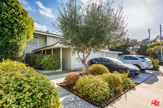1214 Agate Street, Redondo Beach, California 90277, ,Residential Income,Sold,Agate,25497359